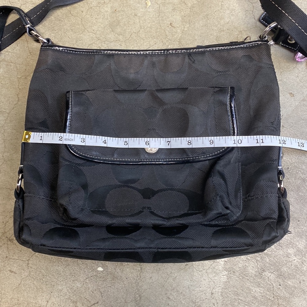 Coach Black Signature Logo Handbag - Picture 6 of 9